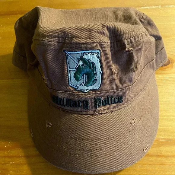 Attack on Titan Military  Police Hat - Picture 2 of 5
